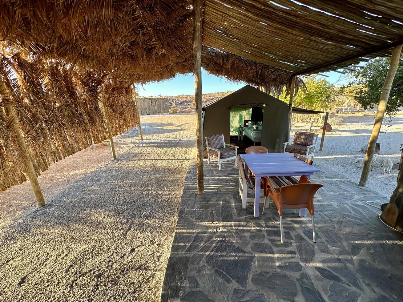 Daureb Isib Campsite And B&B Uis Exterior photo