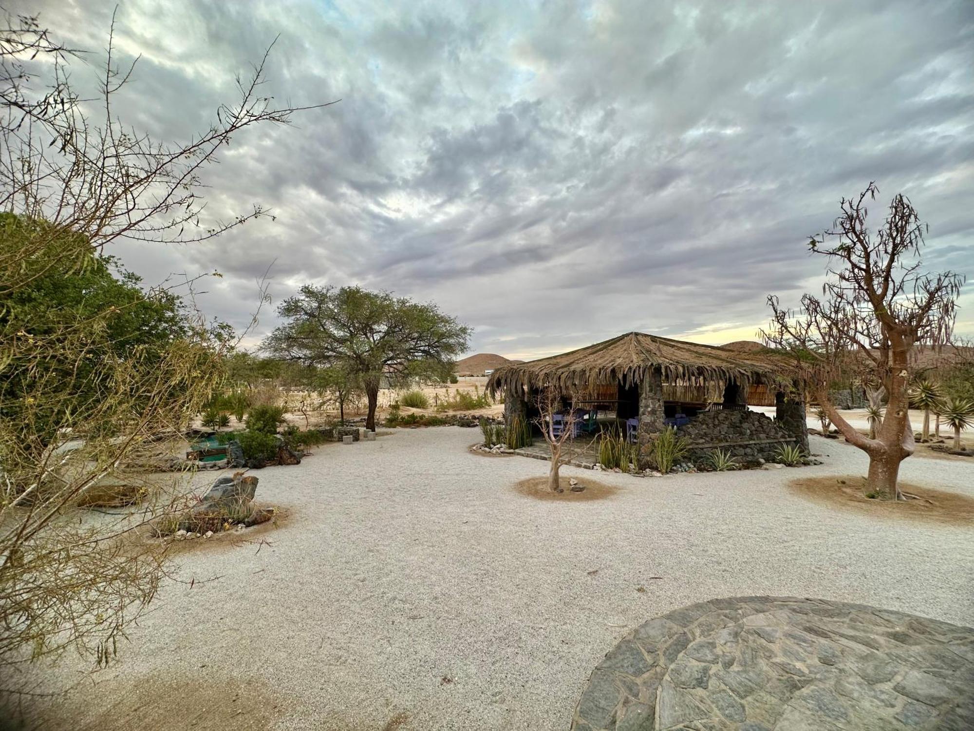 Daureb Isib Campsite And B&B Uis Exterior photo