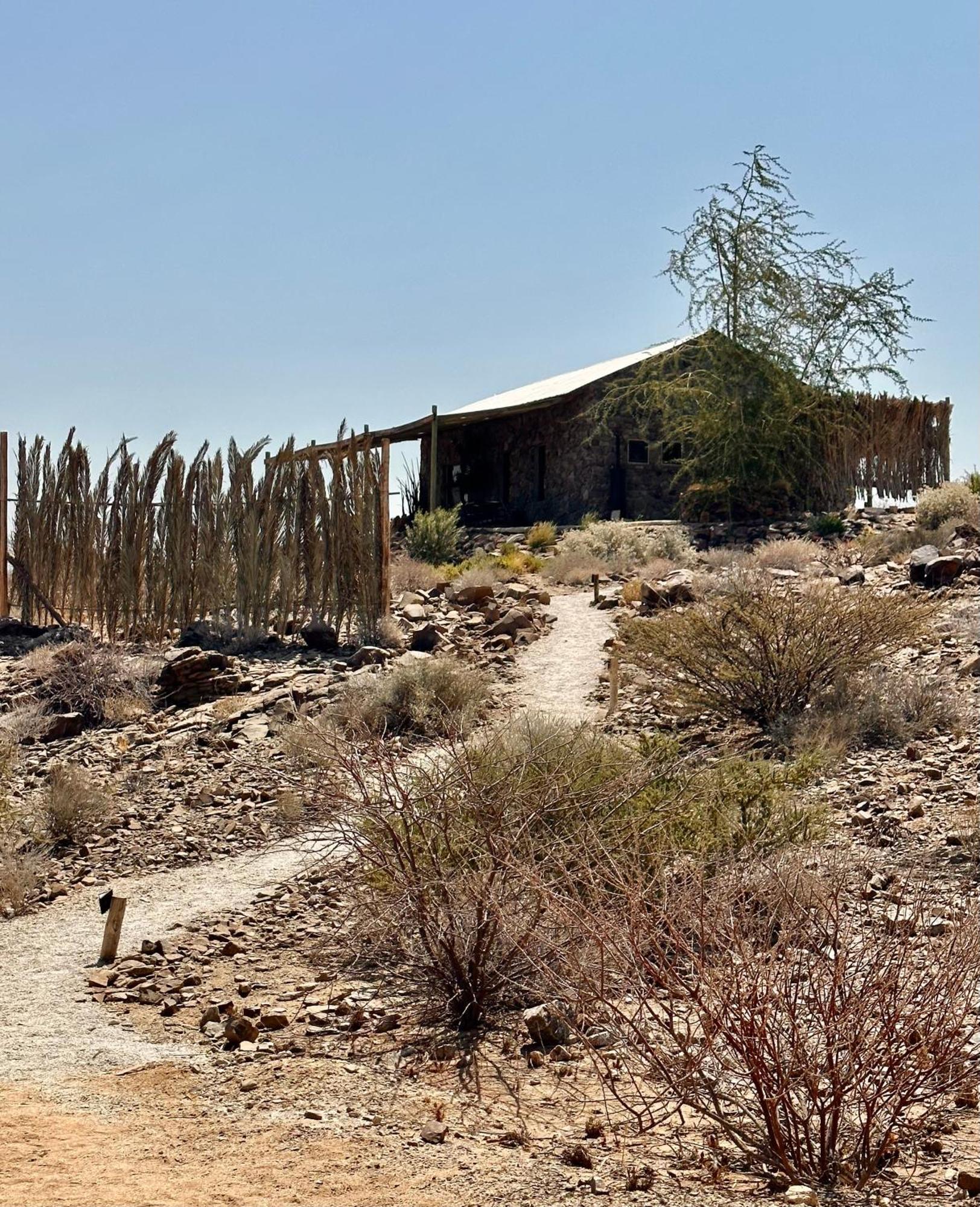 Daureb Isib Campsite And B&B Uis Exterior photo