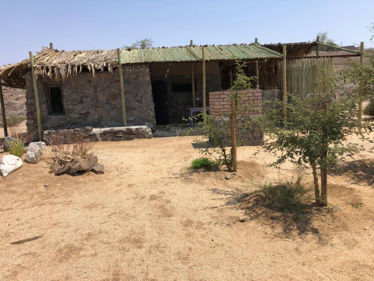 Daureb Isib Campsite And B&B Uis Exterior photo
